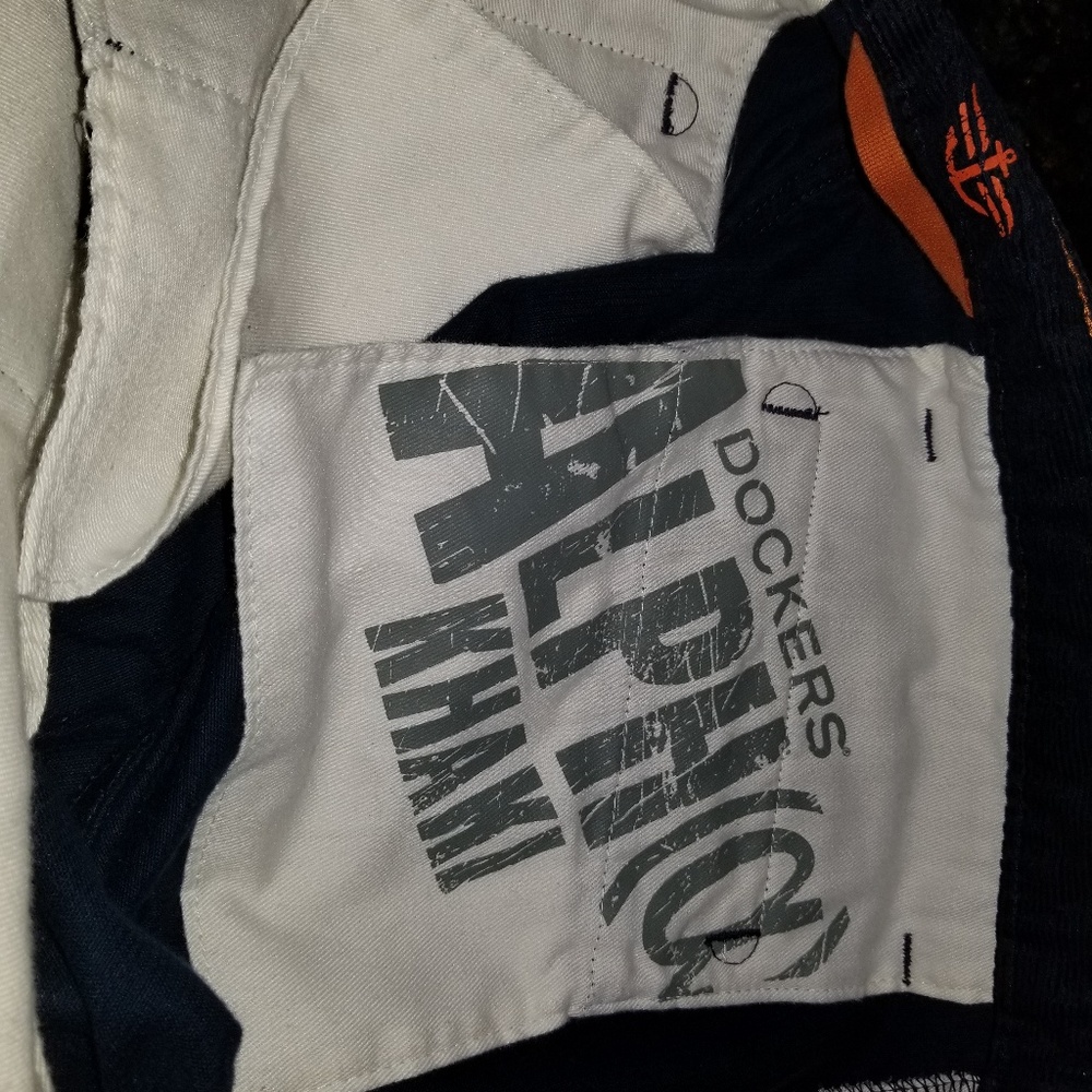 Khakis - Picture 5 of 5